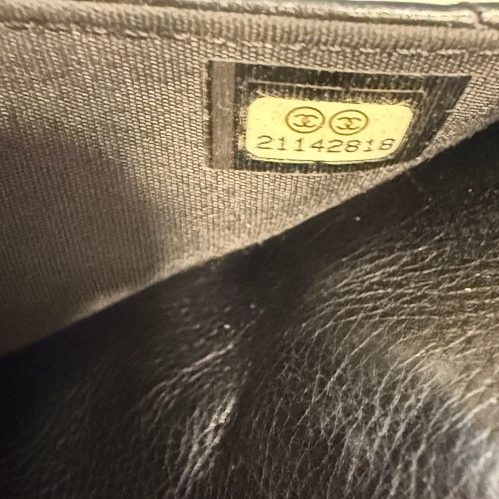 Chanel Boy Wallet on Chain - Picture 9 of 9
